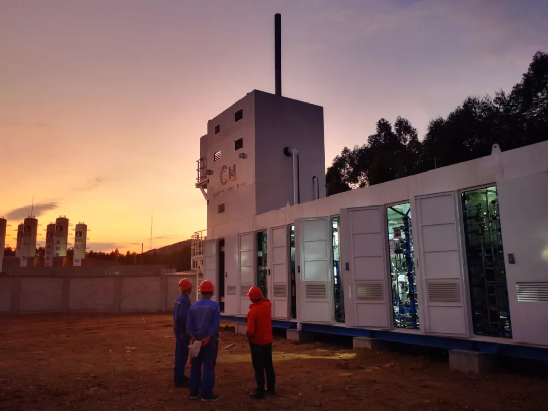 國內首套自主知識產(chǎn)權橇裝天然氣制氫成套設備調試成功